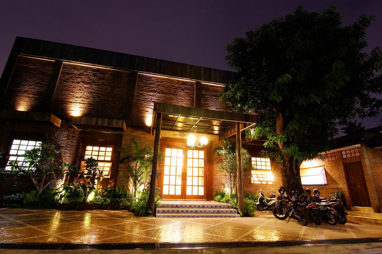 Java Villas Boutique Hotel & Resto Yogyakarta Exterior foto